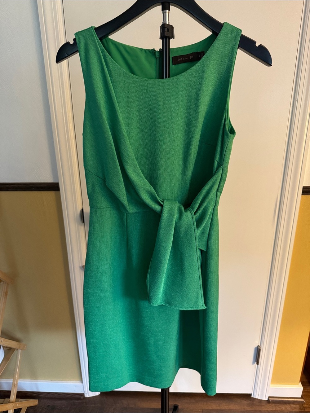The Limited Green Sleeveless Tie-Waist Midi Dress